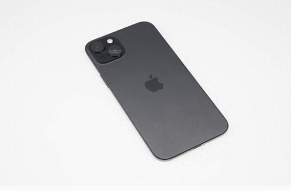 庐江苹果手机维修分享iPhone 15 Plus换电池 