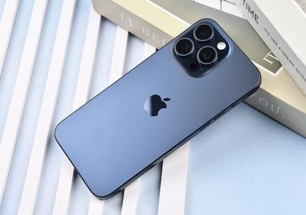庐江苹果维修点分享iPhone 15 Pro Max屏幕更换全新实操风险 